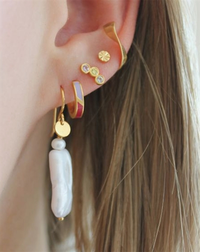 Stine A - Tres Petit Etoile Single Ørering - Guldfarvet